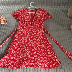Lulu’s Red Floral dress size XXS